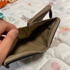 新品未使用品！二つ折り財布の画像