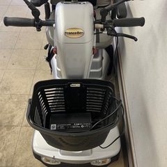 フランスベッド　リハテック　電動車椅子の画像