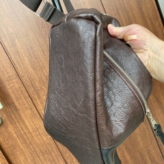 タケオキクチ　高級なめし革の画像