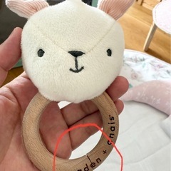 エイデンアンドアネイ aden + anais アクティビティジム　(ピンク)の画像