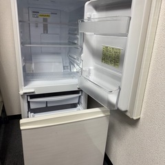 冷蔵庫(ジャンク品、
冷蔵室は冷えません)の画像