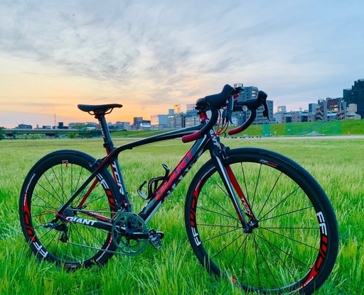 ジャイアントGIANTロードバイク　フルカーボン