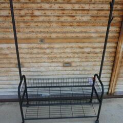 【受渡予定者決定】LYNCJP ハンガーラック　2メッシュ棚付き パイプハンガーラックの画像