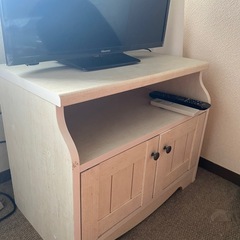 オーディオ用キャビネットの画像