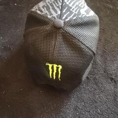 MONSTERのベースボールキャップの画像