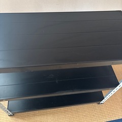 鉄の棚　　の画像