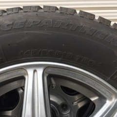 軽スタッドレス13インチブリヂストン145 80 13の画像