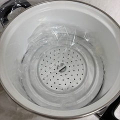 未使用　蒸す☀︎煮込む☀︎ゆでる深型万能鍋20cmの画像