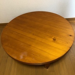 テーブル
