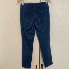 UNIQLOスキニーデニム青レディースMの画像
