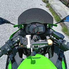 Kawasaki ZX25R SE 2020 の画像