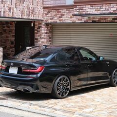 検査8年12月M340i xDrive 387PSターボ/社外20インチ/アイバッハダウンサス/アクティブクルーズ/ブラックレザー/ナビ/地デジ/サラウンドビューの画像