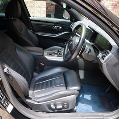 検査8年12月M340i xDrive 387PSターボ/社外20インチ/アイバッハダウンサス/アクティブクルーズ/ブラックレザー/ナビ/地デジ/サラウンドビューの画像