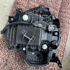 SUZUKI 純正 ハスラー 4AA-MR52S 右ヘッドランプ 運転席側  35120-59S12 LED ICHIKOH 1985 の画像