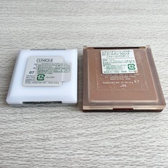 ☆お値引可能☆【美品】CLINIQUE  アイライナー&アイシャドウ フェースパウダー の画像