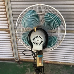 業務用扇風機　の画像