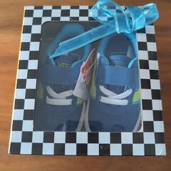 【新品未使用】vans　スニーカー　13　センチの画像
