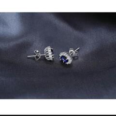 ピアス ロイヤルブルーサファイア 925 スターリングシルバー スタッド 高級感の画像