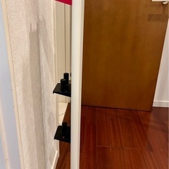 EQUALS イコールズ WALL インテリア クリーナースタンド
の画像