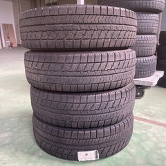 無料タイヤ　185/70R14
