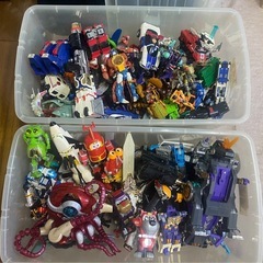 【お引取先決定しました】合体ロボット　大量⭐︎差し上げます