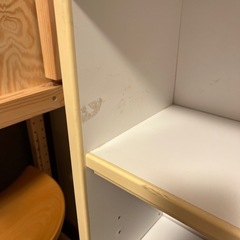 カウンター下　収納棚の画像