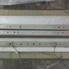 工場用　蛍光灯　100V　２灯の画像
