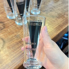 コップ グラス ウイスキーの画像
