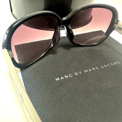 MARC BY MARC JACOBS サングラスの画像
