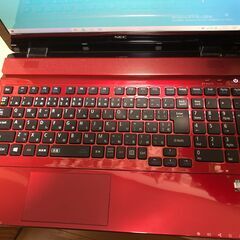 💗自宅使用に最適！美麗美品・高速i5第5世代・爆速新品SSD256GB・メモリ8GB・Win11・Webカメラ内蔵Office2021・💗大人気のお洒落エクストラレッド/15.6ｲﾝﾁ/無線LAN/DVD・CD再生ソフト付　No.2506027-2の画像