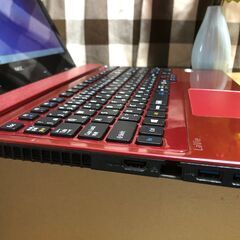 💗自宅使用に最適！美麗美品・高速i5第5世代・爆速新品SSD256GB・メモリ8GB・Win11・Webカメラ内蔵Office2021・💗大人気のお洒落エクストラレッド/15.6ｲﾝﾁ/無線LAN/DVD・CD再生ソフト付　No.2506027-2の画像