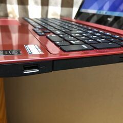 💗自宅使用に最適！美麗美品・高速i5第5世代・爆速新品SSD256GB・メモリ8GB・Win11・Webカメラ内蔵Office2021・💗大人気のお洒落エクストラレッド/15.6ｲﾝﾁ/無線LAN/DVD・CD再生ソフト付　No.2506027-2の画像