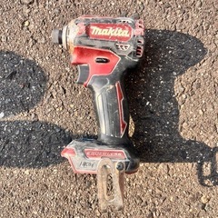 マキタ18V インパクトドライバー