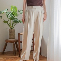 ローリーズファーム新品（定価4950円）ズボンの画像