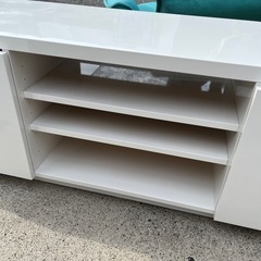 IKEA  イケア　テレビ台　テレビボーホワイト　白【横160奥43.5高46.5】の画像
