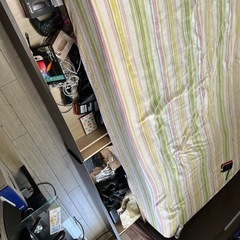 ダブルベッドの画像