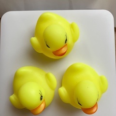 ★音鳴りアヒル！あひるのおもちゃ3匹セット（アヒル/ピーピートイ/お風呂/バスグッズ/ぬいぐるみ）の画像
