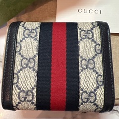 GUCCI二つ折り財布⭐︎超美品の画像