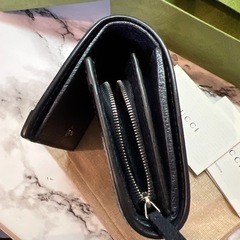 GUCCI二つ折り財布⭐︎超美品の画像