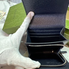 GUCCI二つ折り財布⭐︎超美品の画像