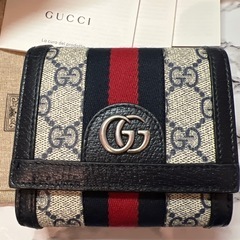 GUCCI二つ折り財布⭐︎超美品の画像
