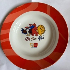マックのカレー皿３枚の画像