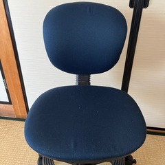 椅子
の画像