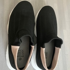 新品メッシュシューズの画像