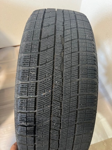 スタッドレスタイヤ4本セット アルミホイール付き 225/60R17