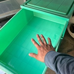 同じ物4個　急ぎの為　洋服整理　
タンス収納の画像