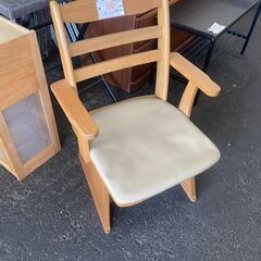 リサイクルショップどりーむ荒田店　No3635 イス　回転　ダイニング　の画像