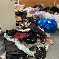 【格安・激安】古着まとめて大量処分 現品限り！好きなだけお持ち帰りくださいの画像