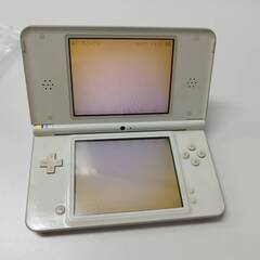 ニンテンドーDSi LL UTL-001/2008年製/おまけソフト付き！の画像