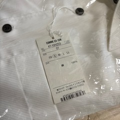 新品未使用　コムサ　長袖カッターシャツの画像